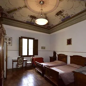 Oda ve Kahvaltı Casa Per Ferie Suore Oblate Dell'assunzione, Floransa